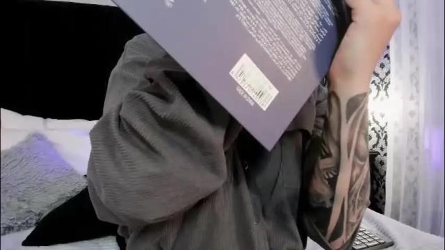 Image 4 of adeelinee Stream on Chaturbate on 1 month ago