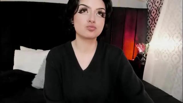Image 8 of adeelinee Stream on Chaturbate on 1 month ago