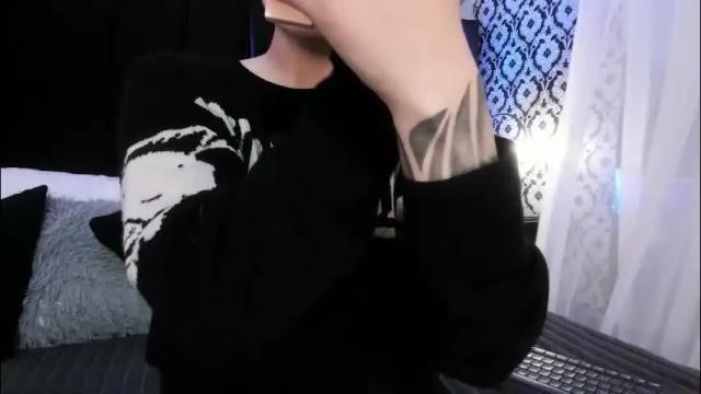 Image 6 of adeelinee Stream on Chaturbate on 25 days ago