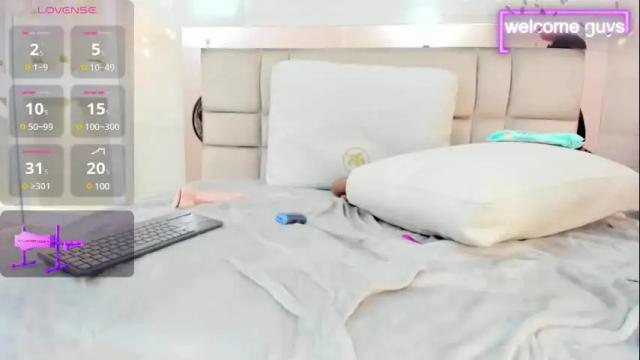 Image 6 of adela_chase Stream on Chaturbate on 26 days ago