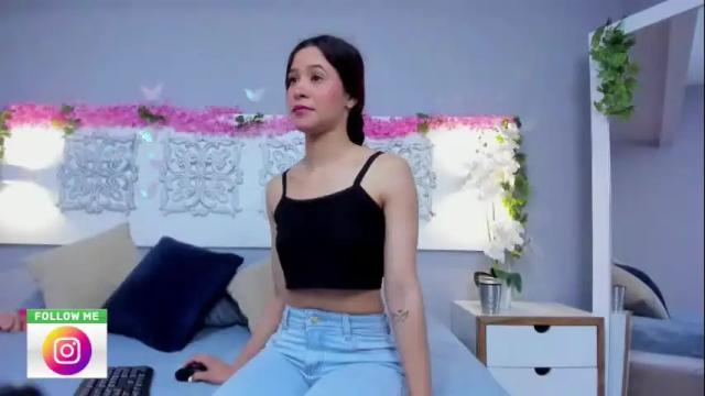 Image 2 of adelaa_11 Stream on Chaturbate on 1 month ago