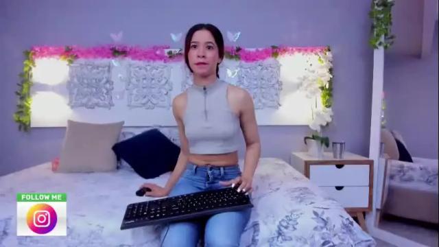 Image 8 of adelaa_11 Stream on Chaturbate on 1 month ago