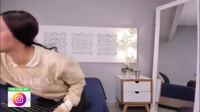 Image 4 of adelaa_11 Stream on Chaturbate on 1 month ago