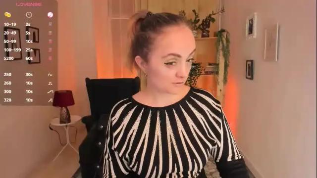 Image 10 of adelaiderosabel Stream on Chaturbate on 2 months ago