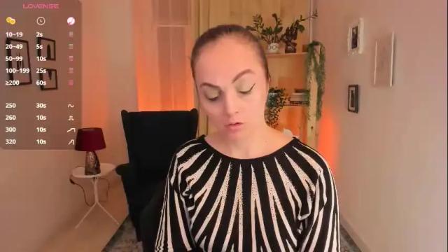 Image 3 of adelaiderosabel Stream on Chaturbate on 2 months ago
