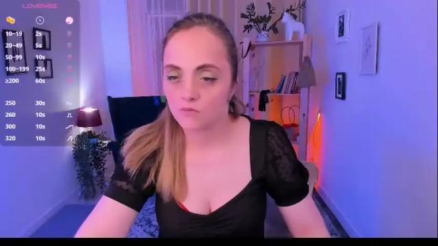 Image 10 of adelaiderosabel Stream on Chaturbate on 2 months ago
