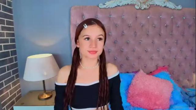 Image 3 of adelainebest Stream on Chaturbate on 11 days ago