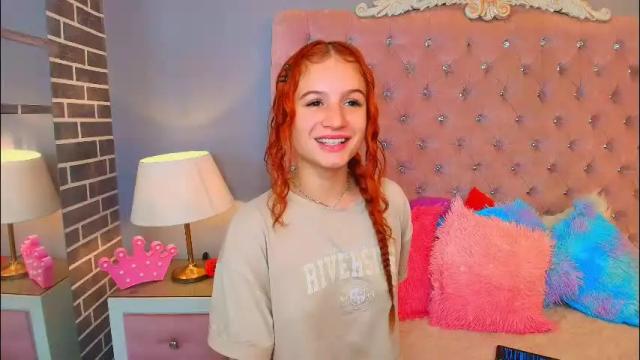 Image 2 of adelainebest Stream on Chaturbate on 3 months ago