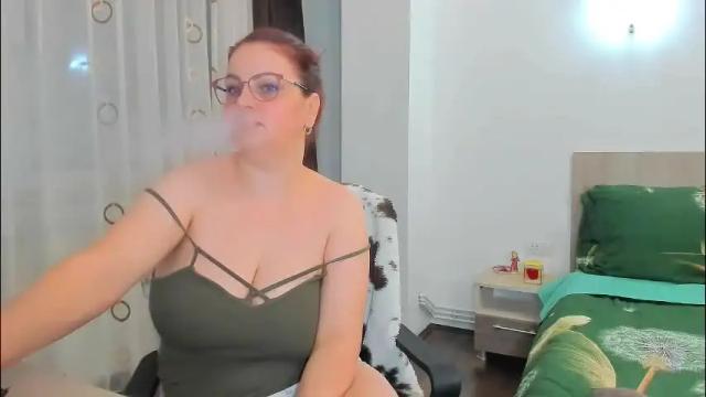 Image 11 of adelamilfsexy Stream on Chaturbate on 1 month ago