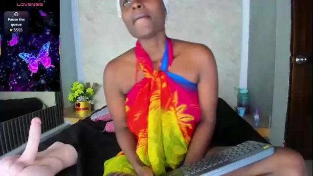 Image 2 of adele_89 Stream on Chaturbate on 1 month ago