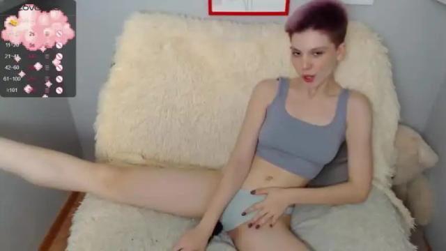Image 2 of adele_angell Stream on Chaturbate on 20 months ago