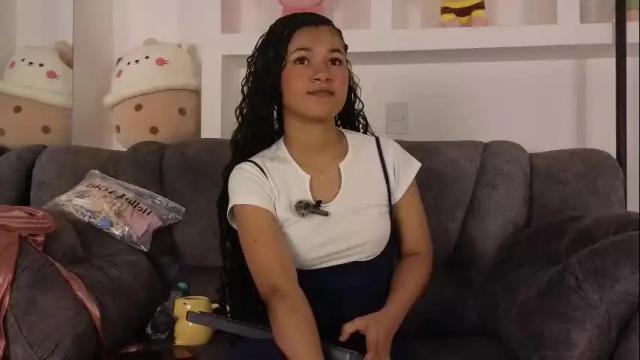 Image 11 of adele_carter_ Stream on Chaturbate on 1 month ago