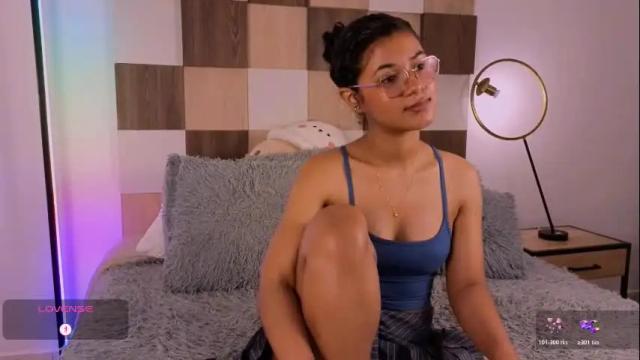 Image 2 of adele_carter_ Stream on Chaturbate on 3 days ago