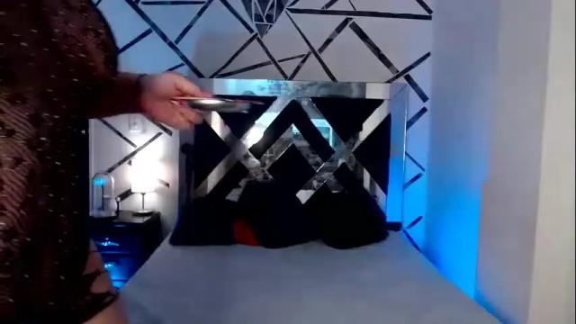 Image 8 of adele_cruzz Stream on Chaturbate on 5 months ago