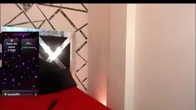 Image 7 of adele_cruzz Stream on Chaturbate on 2 months ago