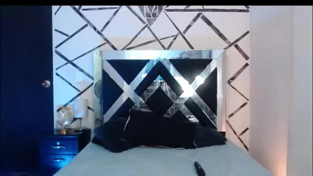 Image 8 of adele_cruzz Stream on Chaturbate on 1 month ago