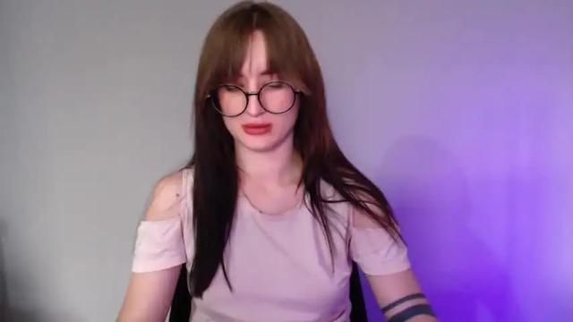 Image 8 of adele_foxy Stream on Chaturbate on 13 months ago