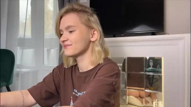 Image 2 of adele_nick2202 Stream on Chaturbate on 1 month ago