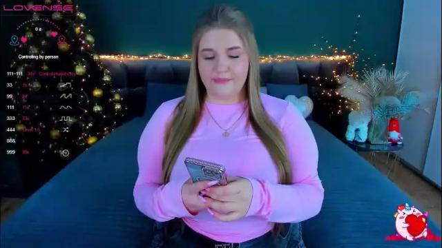 Image 3 of adele_sugar Stream on Chaturbate on 18 days ago
