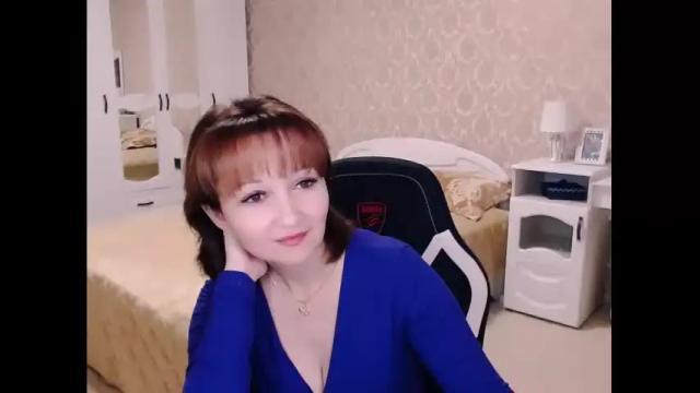 Image 10 of adelemoran Stream on Chaturbate on 18 months ago