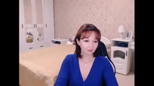 Image 7 of adelemoran Stream on Chaturbate on 18 months ago