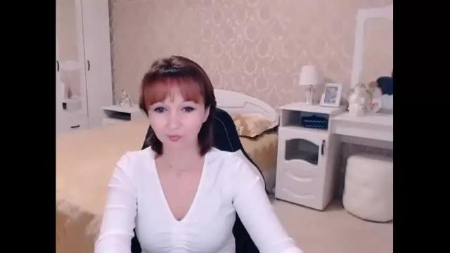 Image 10 of adelemoran Stream on Chaturbate on 17 months ago