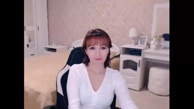 Image 7 of adelemoran Stream on Chaturbate on 17 months ago