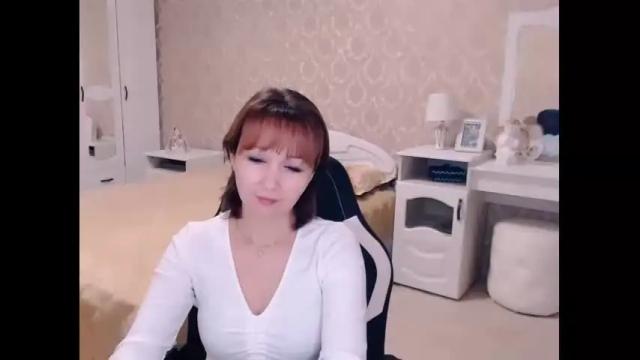 Image 8 of adelemoran Stream on Chaturbate on 17 months ago