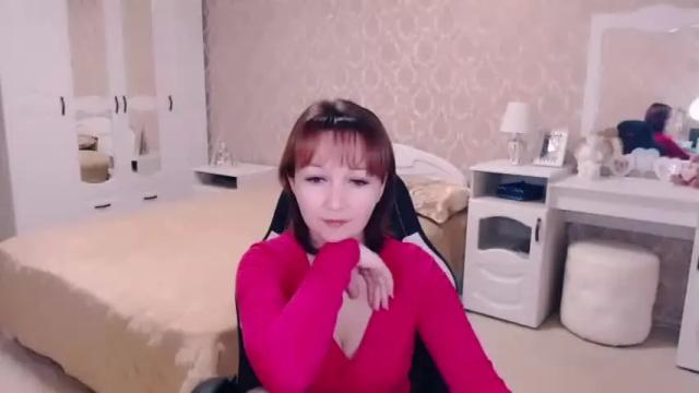 Image 8 of adelemoran Stream on Chaturbate on 16 months ago