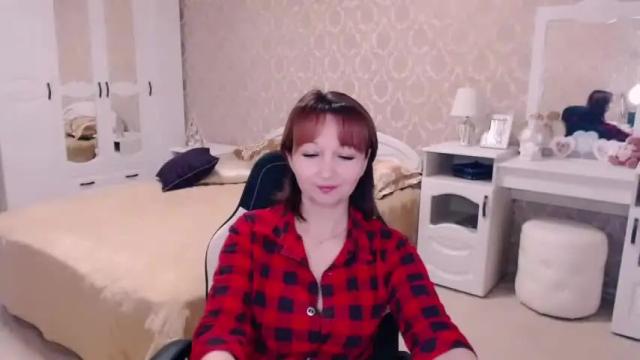 Image 3 of adelemoran Stream on Chaturbate on 16 months ago