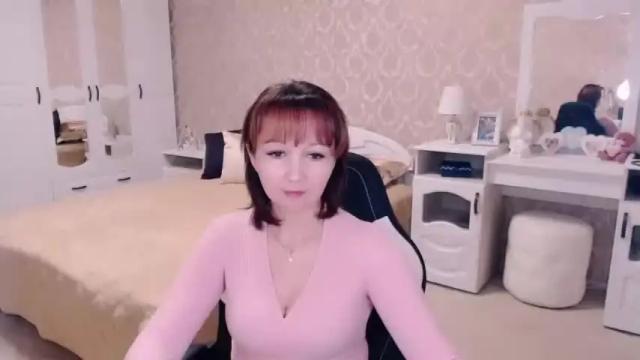 Image 11 of adelemoran Stream on Chaturbate on 16 months ago