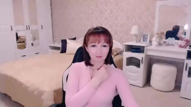 Image 12 of adelemoran Stream on Chaturbate on 16 months ago