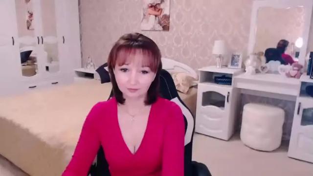 Image 10 of adelemoran Stream on Chaturbate on 15 months ago