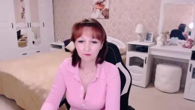 Image 3 of adelemoran Stream on Chaturbate on 14 months ago