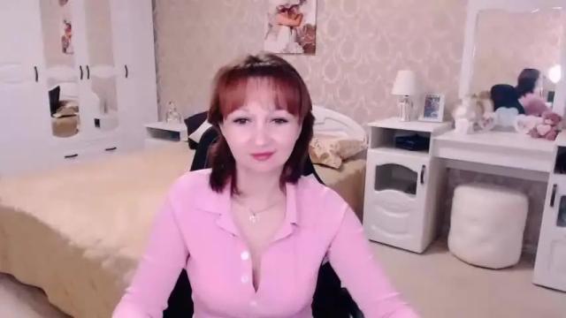 Image 7 of adelemoran Stream on Chaturbate on 14 months ago