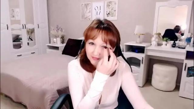 Image 7 of adelemoran Stream on Chaturbate on 5 days ago