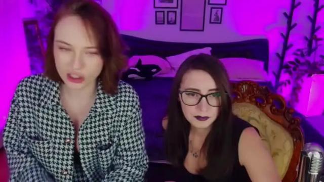 Image 7 of adelemoring Stream on Chaturbate on 15 months ago