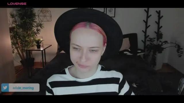 Image 4 of adelemoring Stream on Chaturbate on 14 months ago