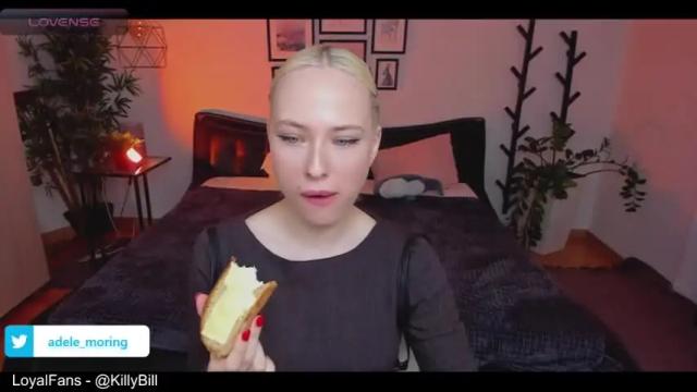 Image 4 of adelemoring Stream on Chaturbate on 13 months ago