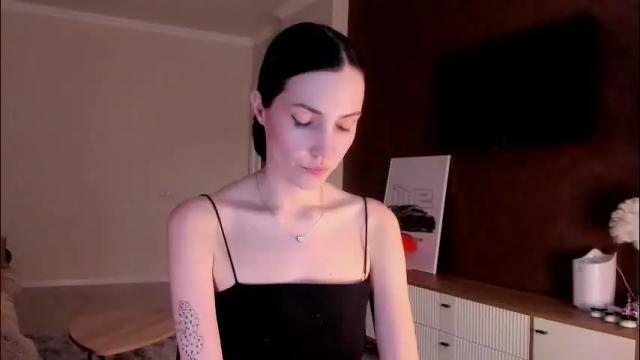 Image 8 of adeleshinem Stream on Chaturbate on 2 months ago