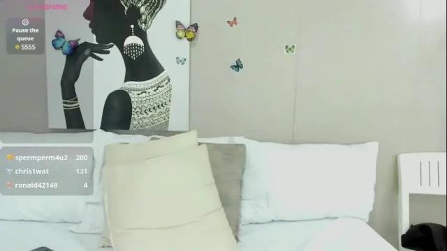 Image 11 of adelesmithh Stream on Chaturbate on 23 days ago