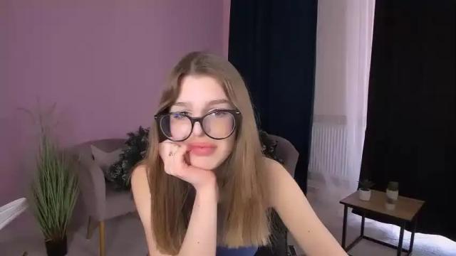 Image 3 of adelina_cherry Stream on Chaturbate on 15 months ago