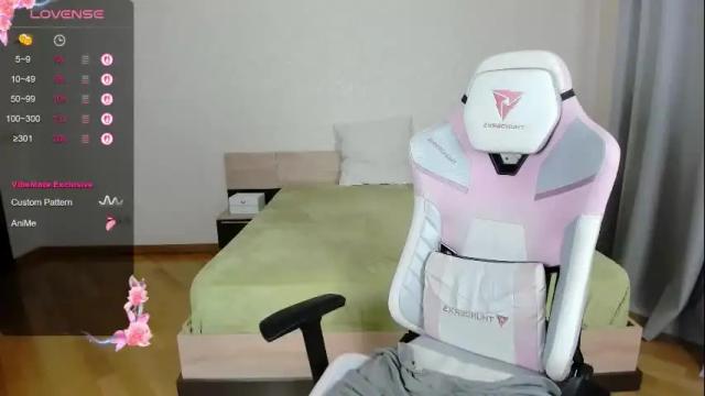 Image 11 of adelina_cowell Stream on Chaturbate on 3 months ago