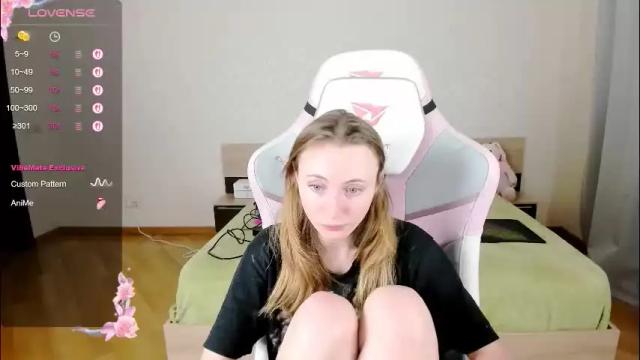 Image 10 of adelina_cowell Stream on Chaturbate on 2 months ago