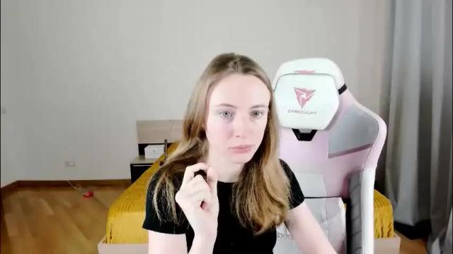 Image 4 of adelina_cowell Stream on Chaturbate on 1 month ago