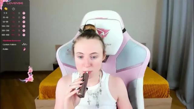 Image 4 of adelina_cowell Stream on Chaturbate on 5 days ago