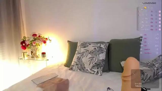 Image 4 of adelina_shine Stream on Chaturbate on 1 month ago