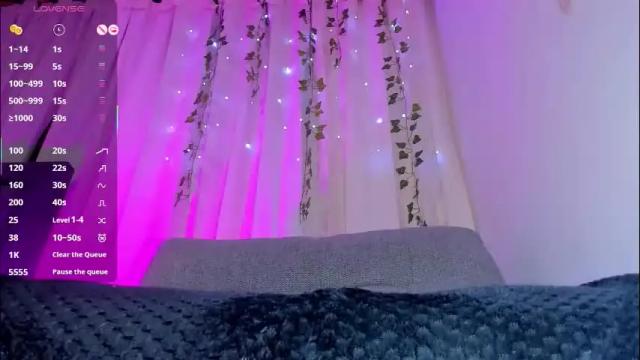 Image 3 of adelinaconte1 Stream on Chaturbate on 6 days ago