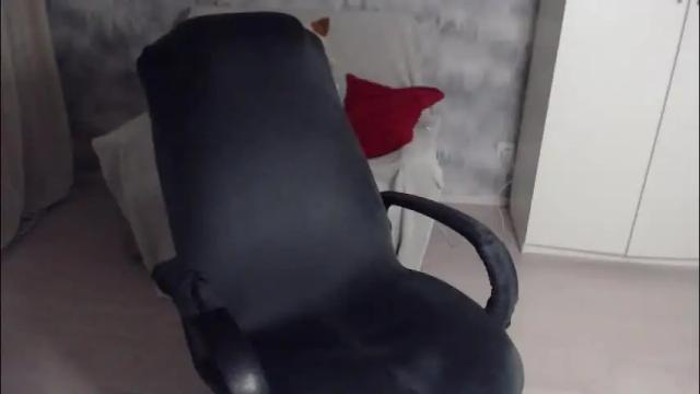 Image 10 of adelinalawson Stream on Chaturbate on 1 month ago