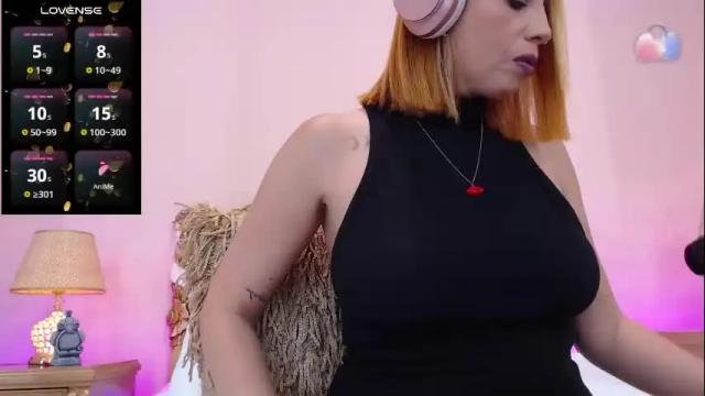 Image 10 of adelinavans Stream on Chaturbate on 4 months ago
